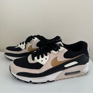 Nike Air Max Size 8
